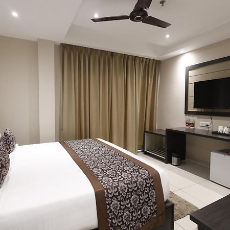 Pride Biznotel Canopus, Digha 디가 외부 사진